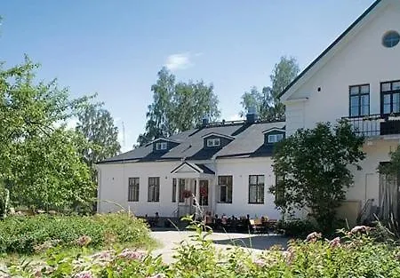 Kartanohotelli Satulinna 호텔 Hirvensalmi